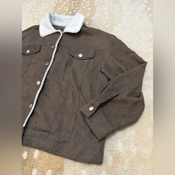 SHEIN brown white fuzzy shacket women’s size large - Picture 4 of 8